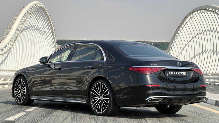 Rent Mercedes-Benz S in the UAE