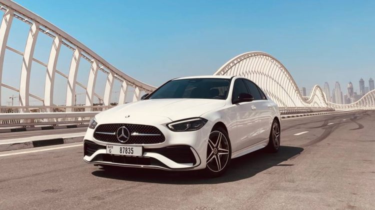 Mercedes-Benz C zu vermieten Dubai