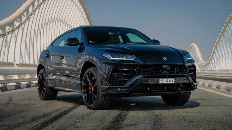 Lamborghini Urus 2 Auto