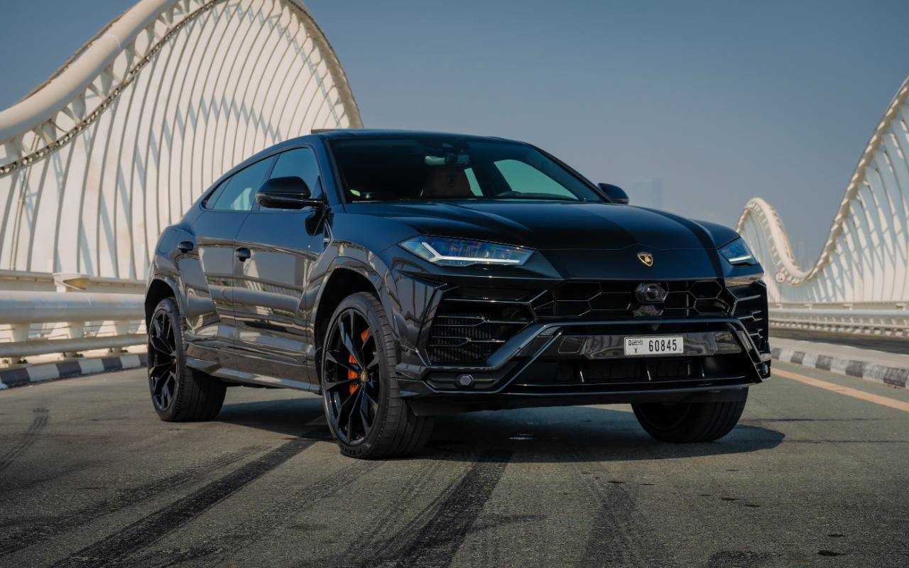 Lamborghini Urus 2 Auto