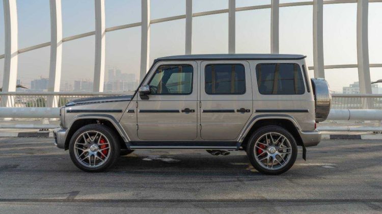 Rent Mercedes G63 AMG (Grey)