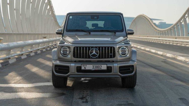 Mercedes G63 AMG (Grau) mieten