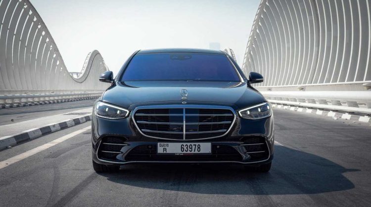 Автомобиль Мерседес S50002