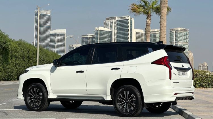 Mitsubishi Montero car rental in Dubai