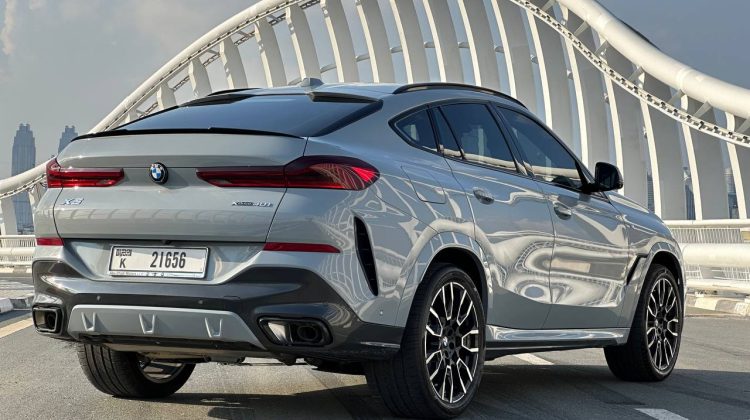 Hire BMW X6 in Dubai