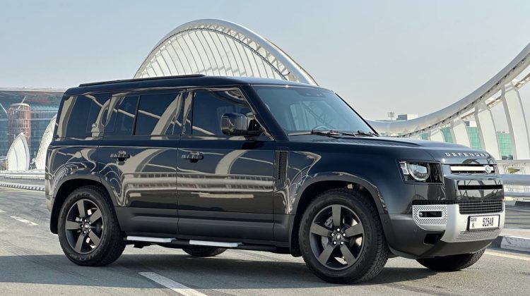 Land Rover Defender Car Rental in Dubai