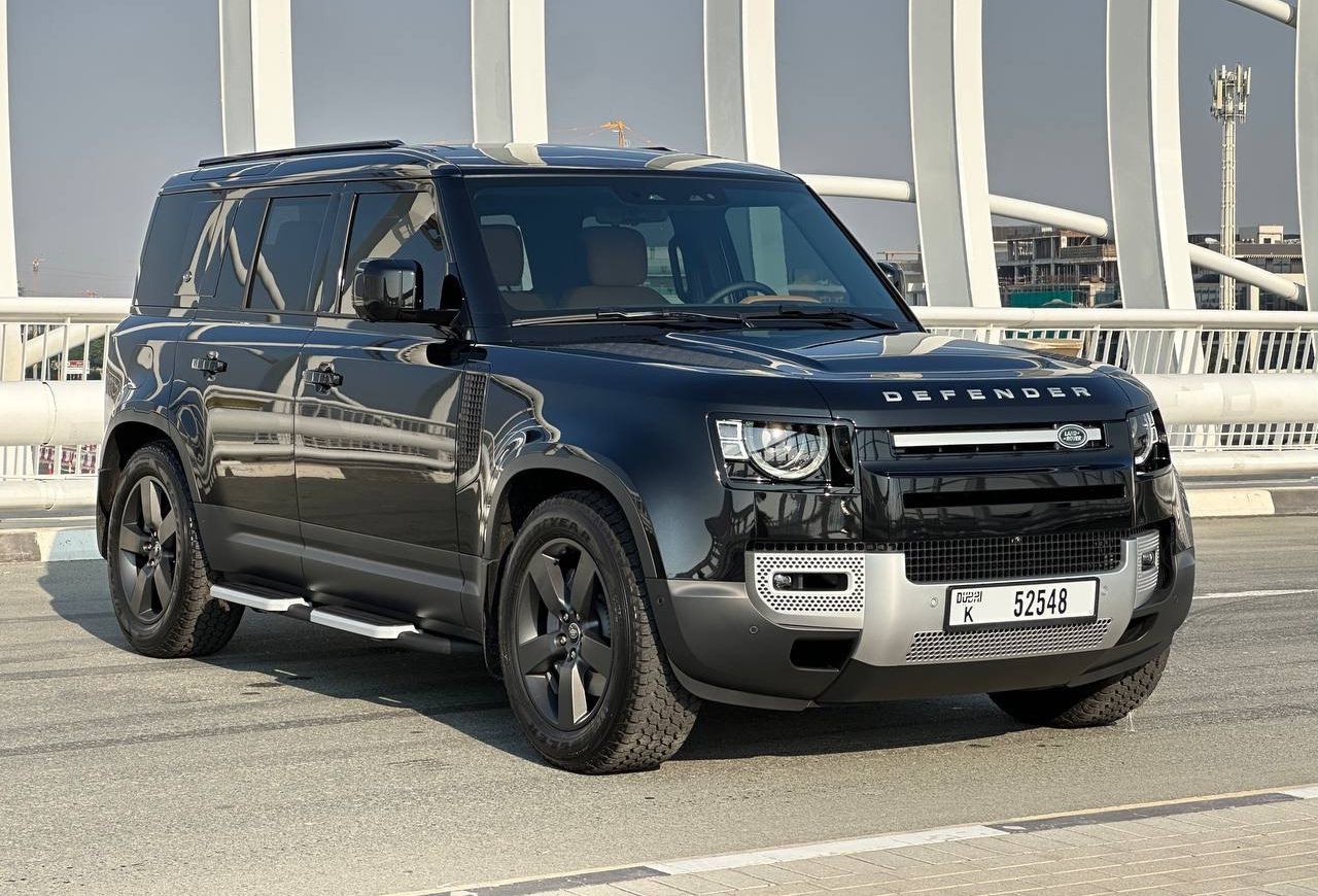 Noleggia Land Rover Defender a Dubai